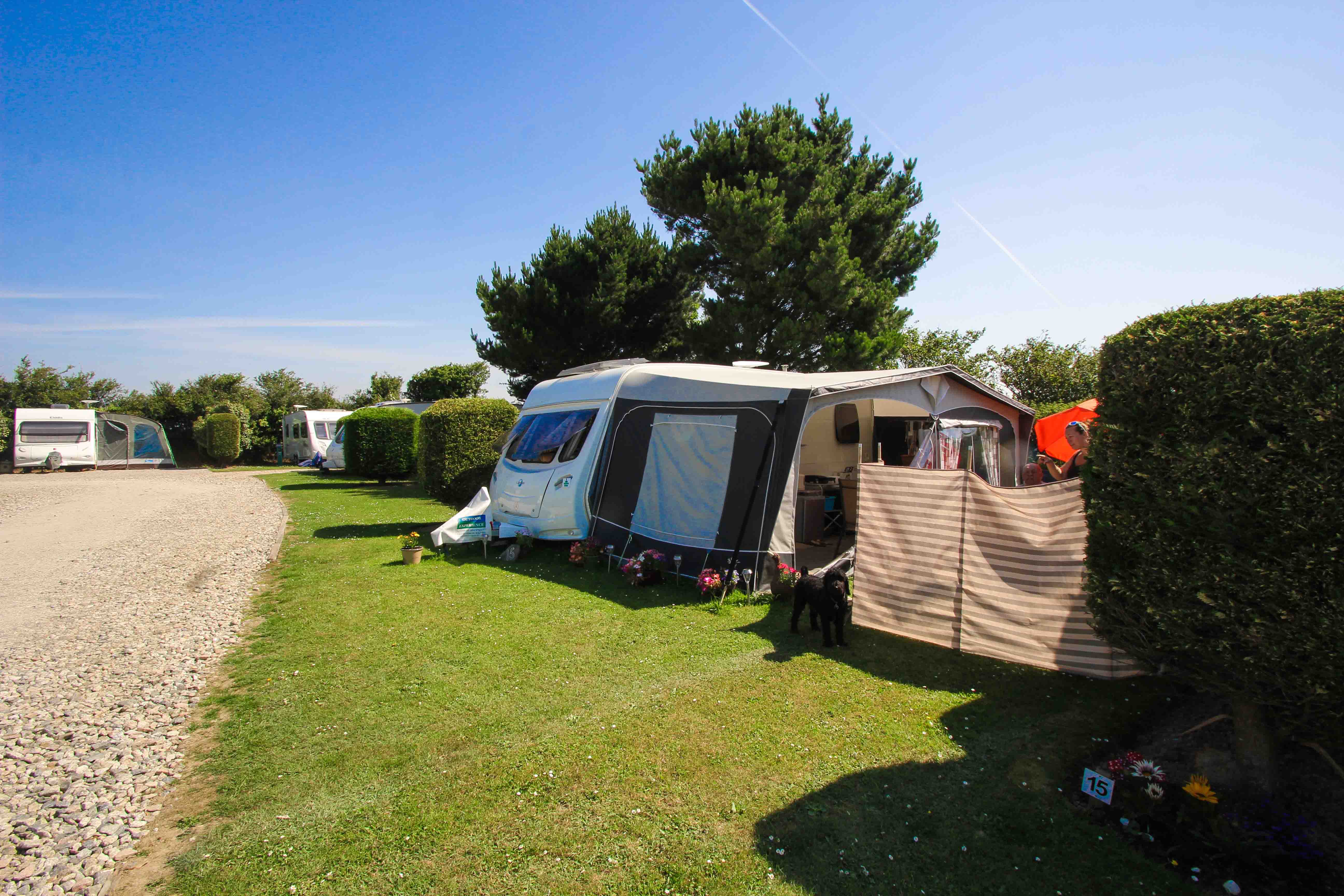 Seasonal caravan shop pitches